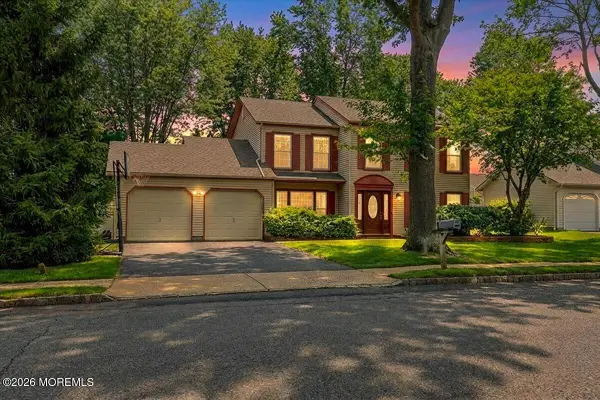 15 Prides Lane, Englishtown, NJ 07726