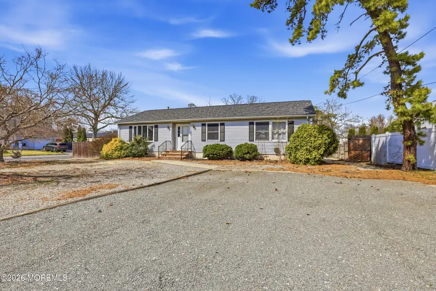 901 4th Avenue, Toms River, NJ 08757 - #2