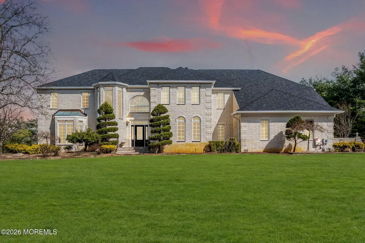 10 Ivy Lane, Manalapan, NJ 07726 - #1