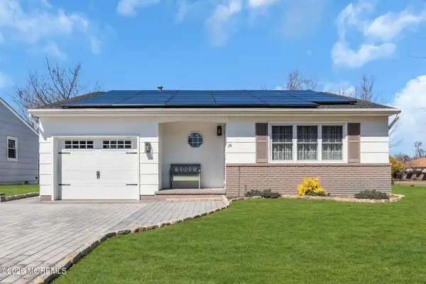 26 Northumberland Drive, Toms River, NJ 08757