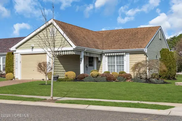 83 Mansfield Avenue, Manchester, NJ 08759