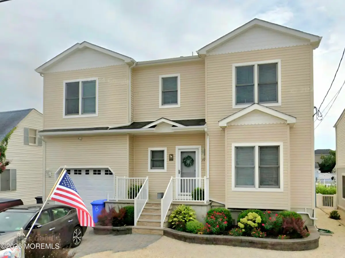 37 Frank Drive, Manahawkin, NJ 08050 - #1