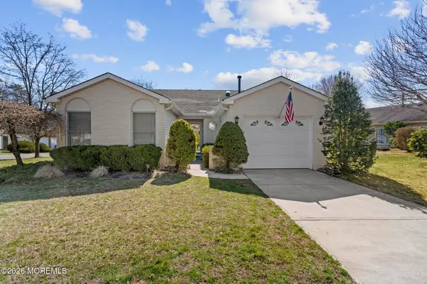 1523 Heatherleaf Lane, Toms River, NJ 08755