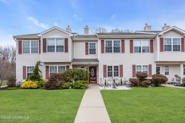 126 Sandpiper Lane, Bayville, NJ 08721