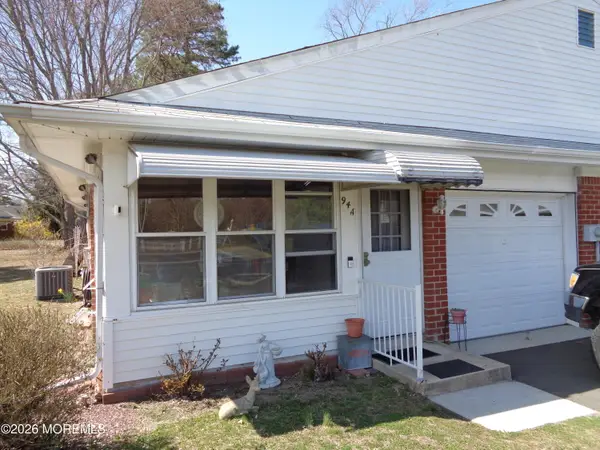 94 A Fairway Lane, Whiting, NJ 08759