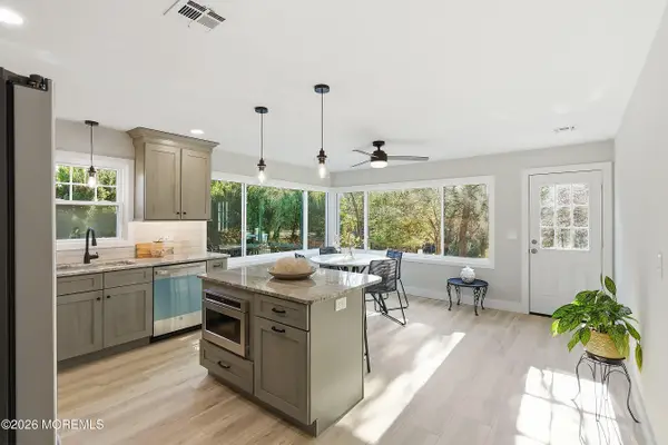 143 Westbrook Drive, Toms River, NJ 08757