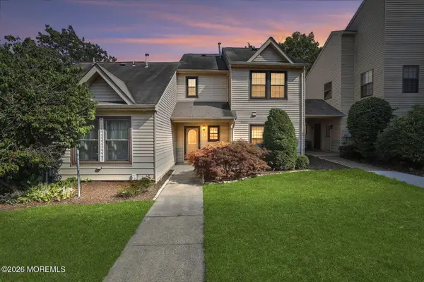 201 Larkspur Lane, Jackson, NJ 08527