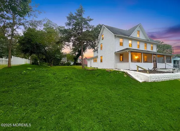 113 Jaynes Avenue, Island Heights, NJ 08732