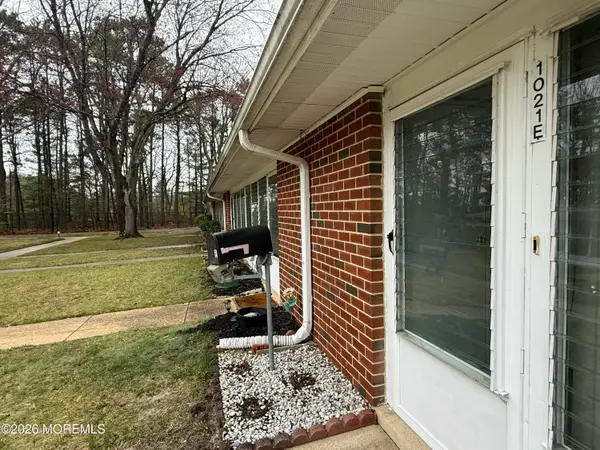 1021 Aberdeen Drive #E, Lakewood, NJ 08701