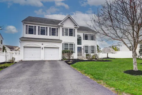 61 Prests Mill Road, Old Bridge, NJ 08857