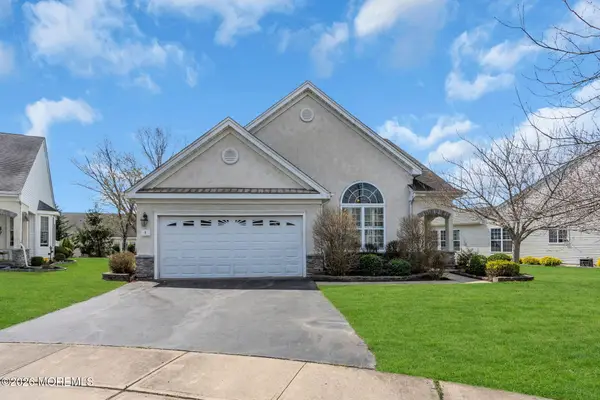 6 Wadsworth Place, Barnegat, NJ 08005