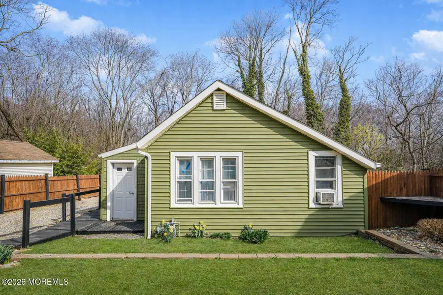 365 Lake Avenue #House 1 & 2, Oakhurst, NJ 07755 - #3