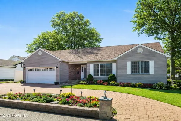 12 South Road, Monmouth Beach, NJ 07750