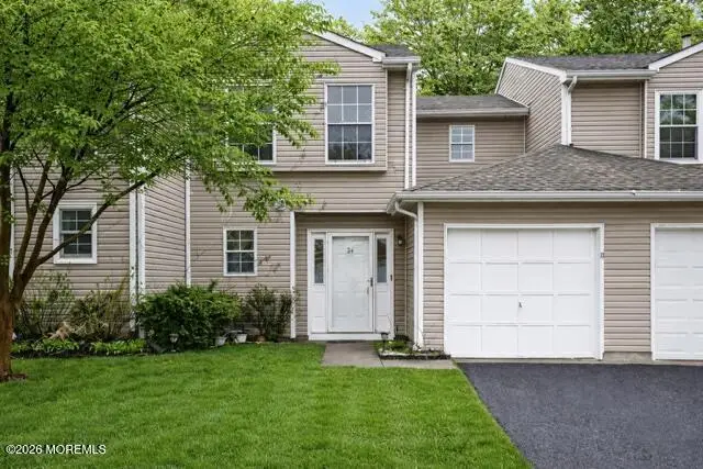 34 Pointe Circle, Tinton Falls, NJ 07753 - #1