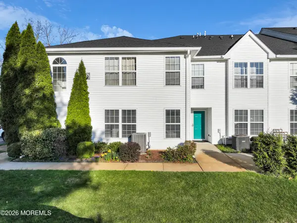 407 Deuce Drive, Wall, NJ 07719