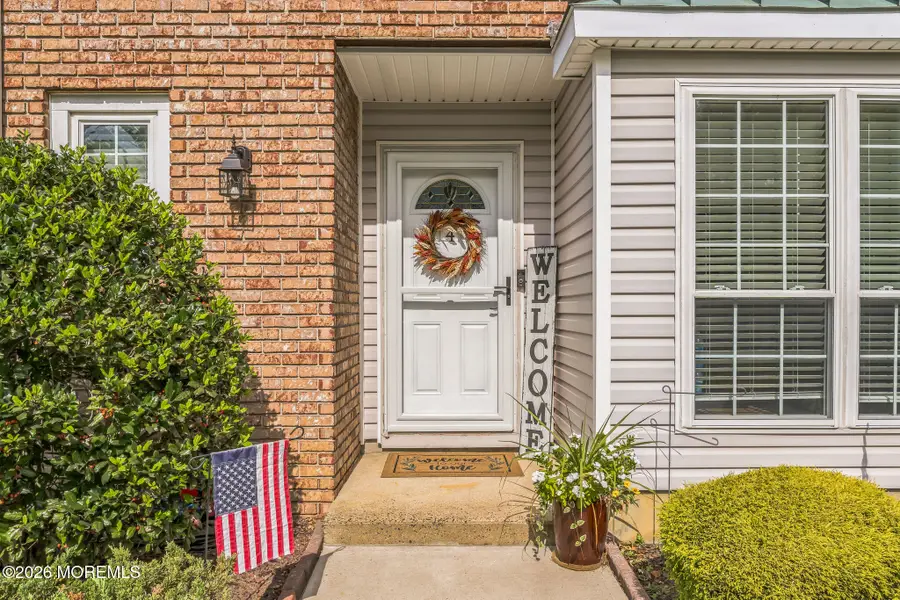 4 Vassar Place, Morganville, NJ 07751 - #2