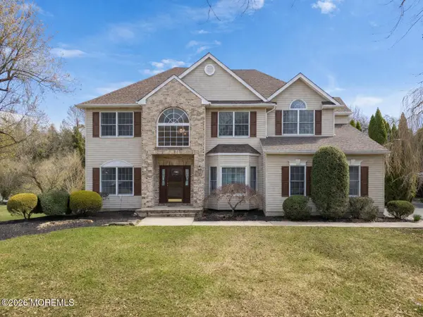 51 Outlook Lane, Freehold, NJ 07728