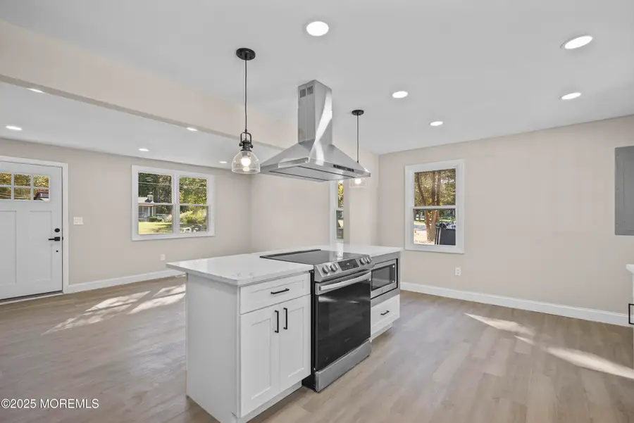 393 Millstream Road, Cream Ridge, NJ 08514 - #2