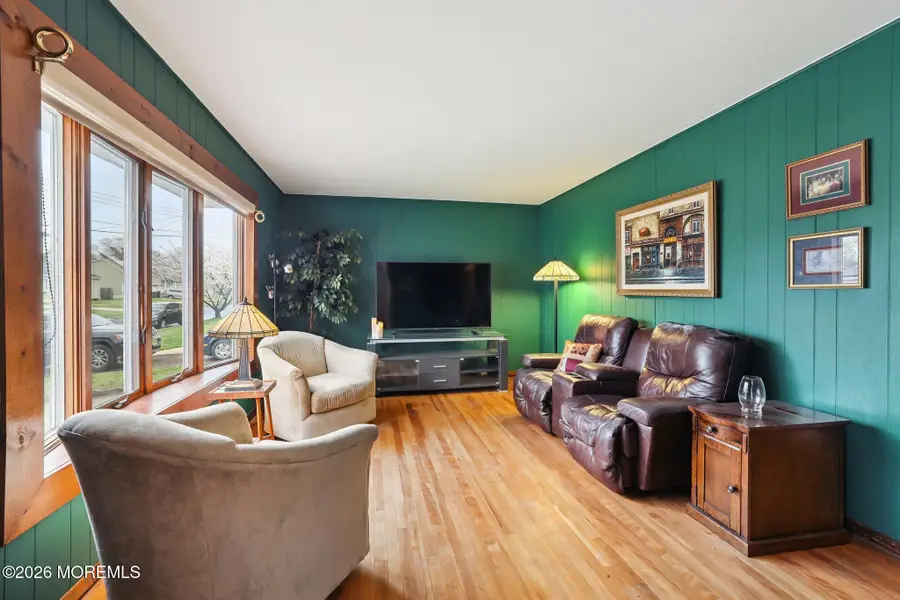 42 Parkview Drive, Hazlet, NJ 07730 - #3