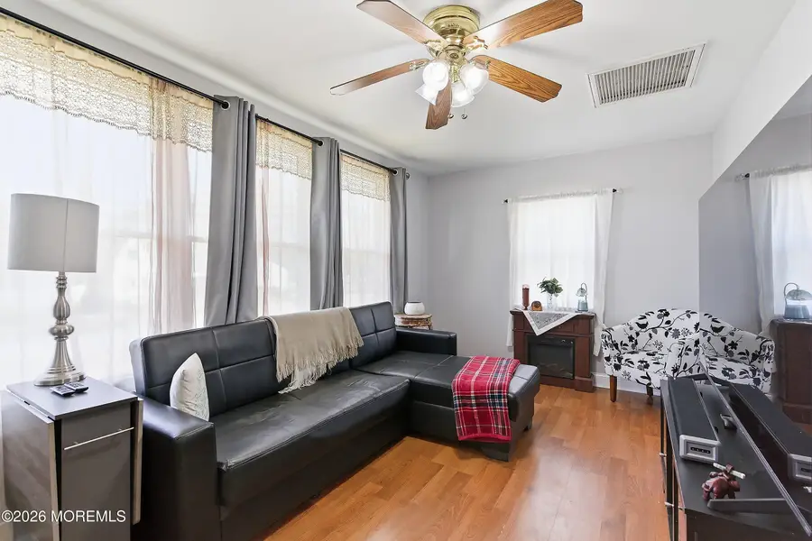 817 Shore Concourse, Keyport, NJ 07735 - #3