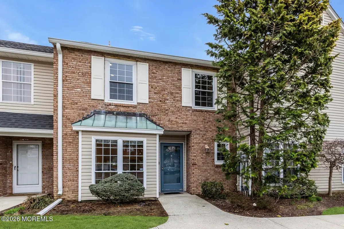 85 Dartmouth Place, Morganville, NJ 07751 - #1