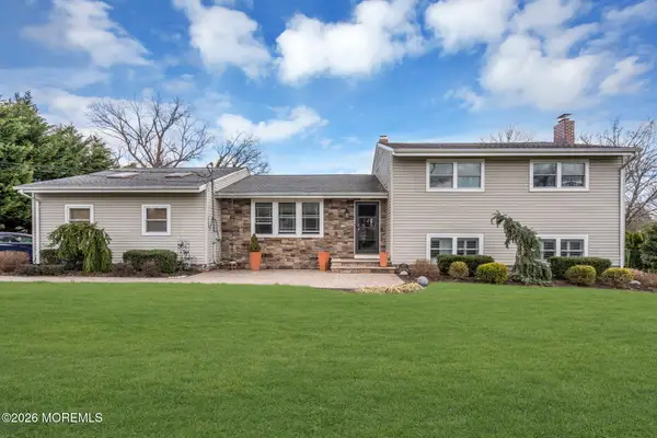 167 Cloverdale Circle, Tinton Falls, NJ 07724