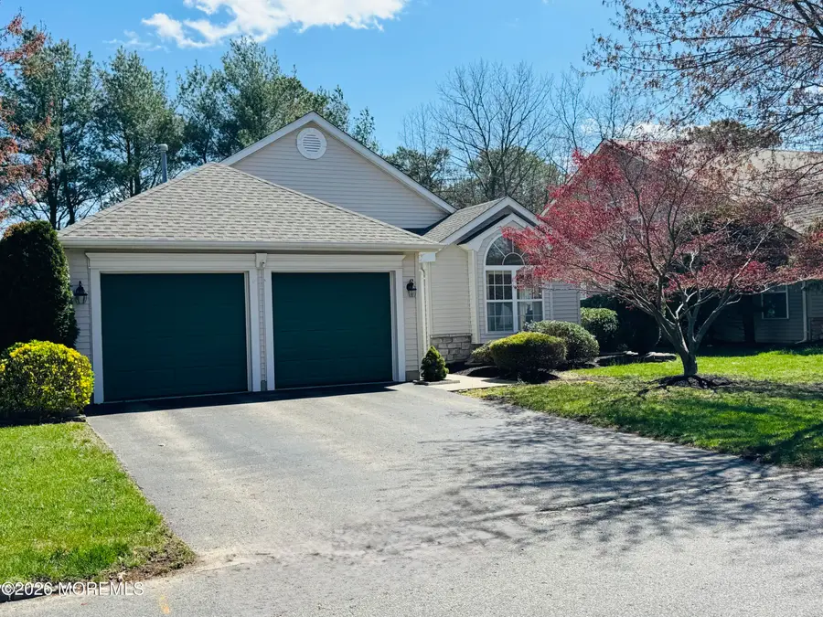 27 Rosewood Drive, Lakewood, NJ 08701 - #2