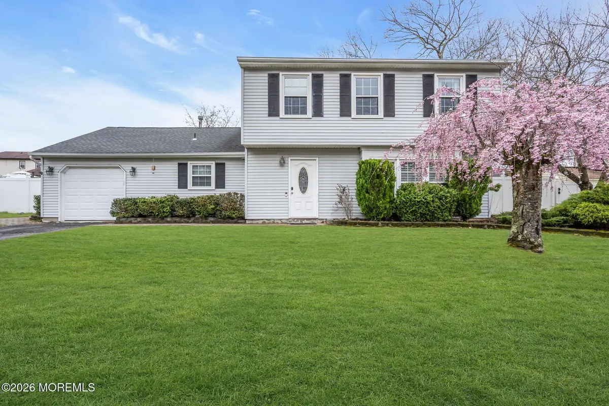 24 Eric Drive, Howell, NJ 07731 - #1