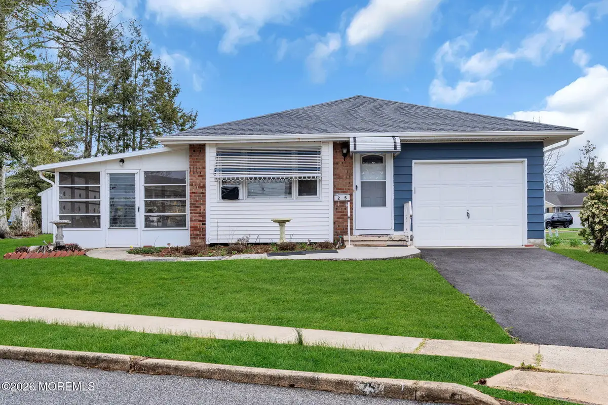 25 Gardenia Way, Toms River, NJ 08755 - #1