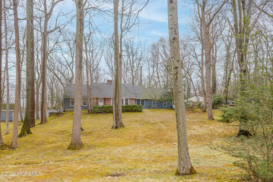 25 Dellwood Court, Middletown, NJ 07748 - #2