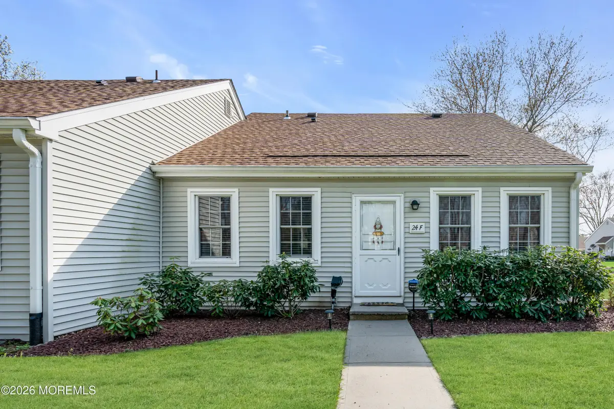 24 Calle De Elvira #F, Freehold, NJ 07728 - #1