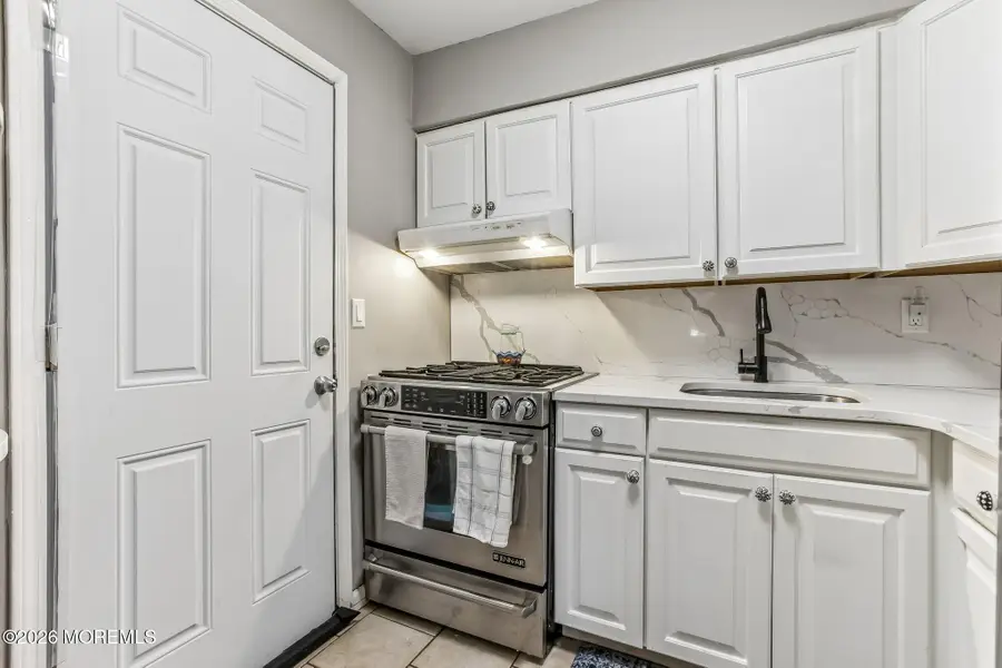 500 Cliffwood Avenue #D13, Matawan, NJ 07747 - #3