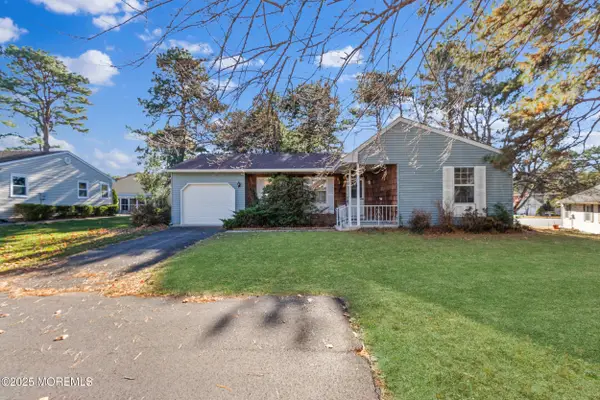 19 Dartmouth Street, Whiting, NJ 08759