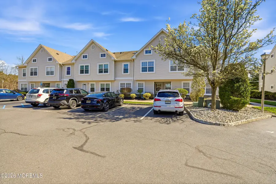 26 Forrest Court, Tinton Falls, NJ 07753 - #3