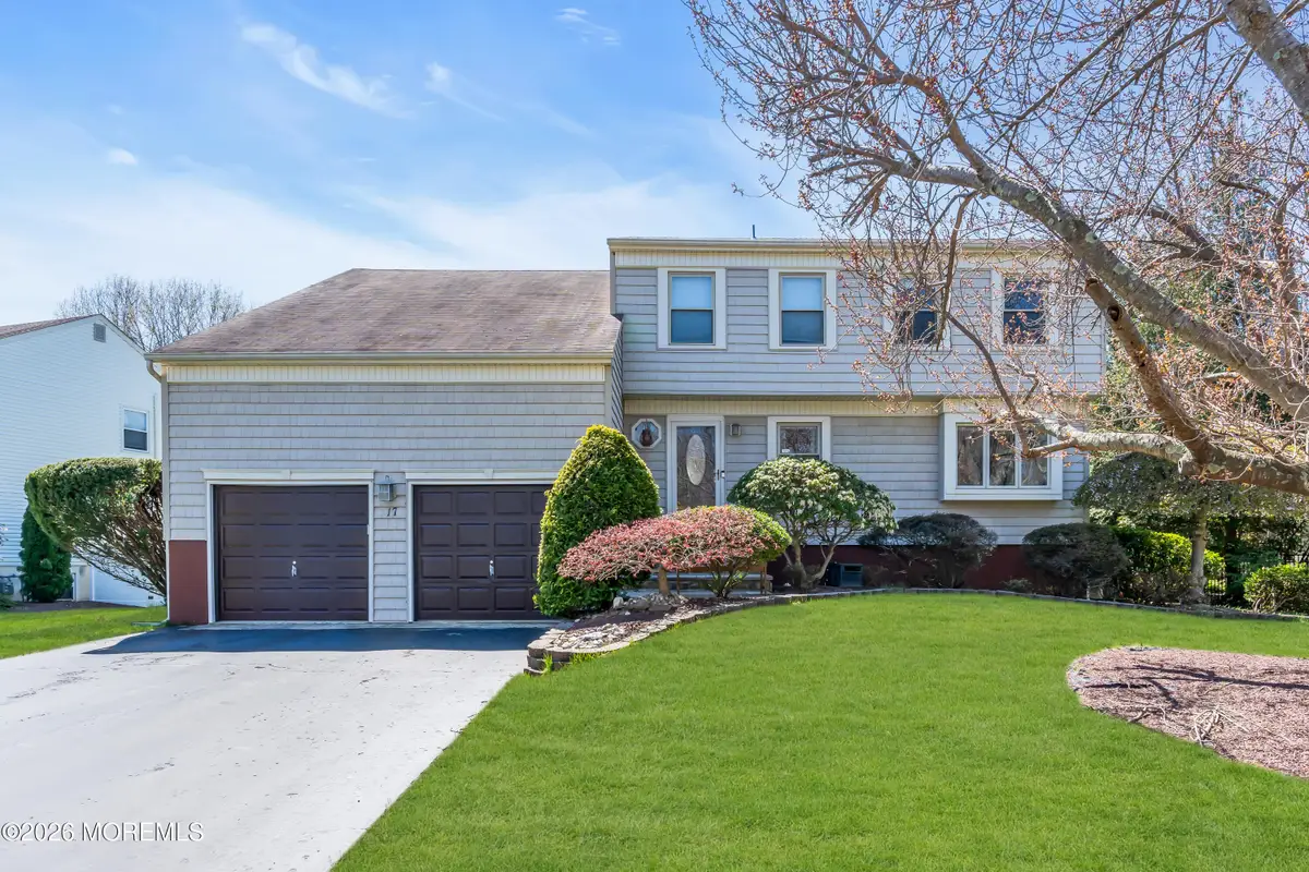 17 Devon Drive, Manalapan, NJ 07726 - #1