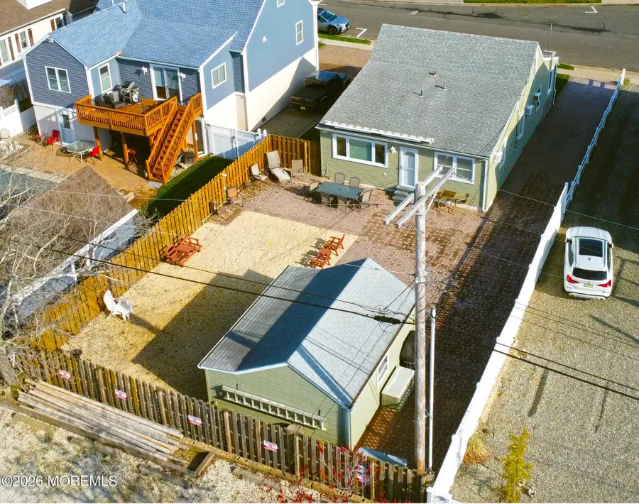 26 Niblick Street, Point Pleasant Beach, NJ 08742 - #3