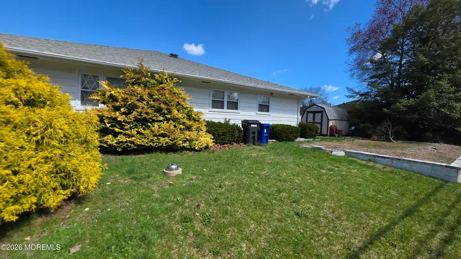 3 Newport Place, Toms River, NJ 08753 - #3