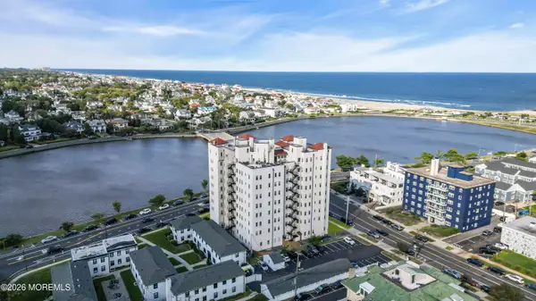 400 Deal Lake Drive #2L, Asbury Park, NJ 07712