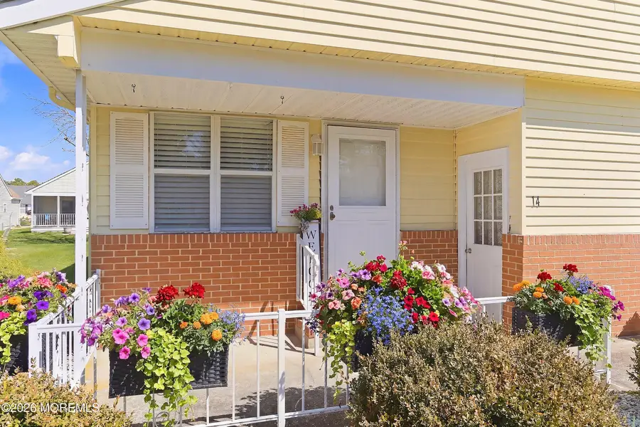 14 Woodstock Drive, Toms River, NJ 08757 - #2