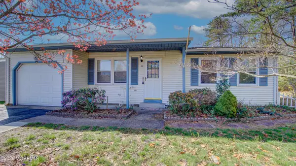 28 Westport Drive #section 71, Manchester, NJ 08759