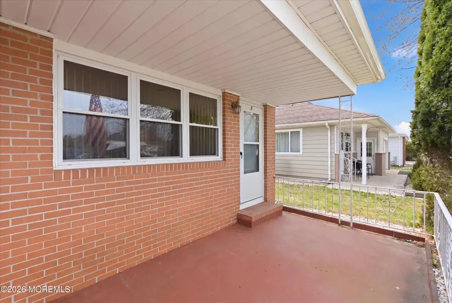 7 Pavilion Street, Toms River, NJ 08757 - #3