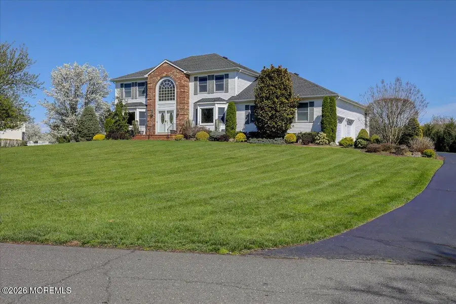 27 Regency Way, Manalapan, NJ 07726 - #3