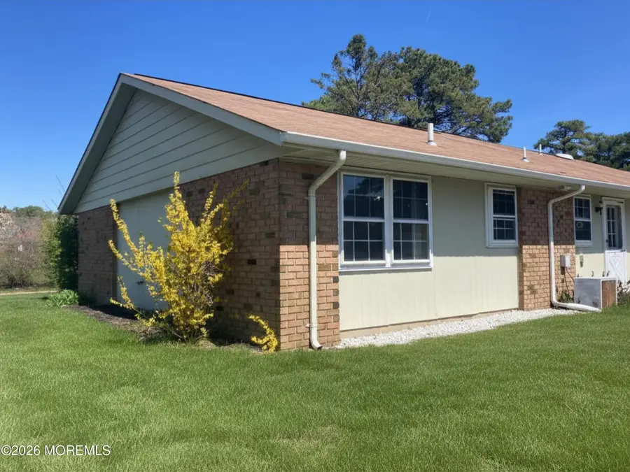 27D Cambridge Circle, Manchester, NJ 08759 - #2