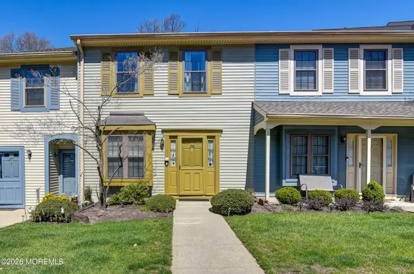 258 Grassmere Court, Aberdeen, NJ 07747