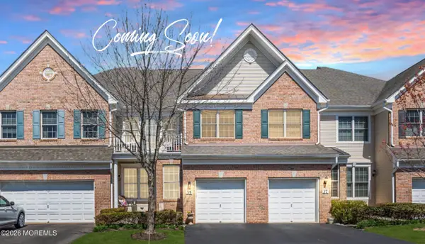 35 Chatsworth Road, Manalapan, NJ 07726