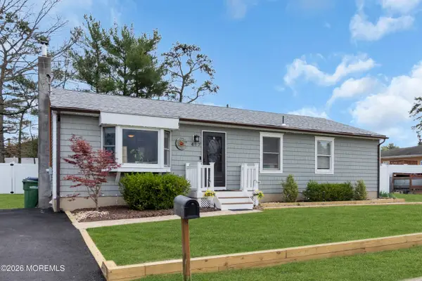 417 Anchor Avenue, Beachwood, NJ 08722