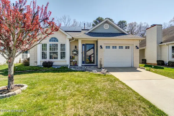 1671 Lacebark Court, Toms River, NJ 08755