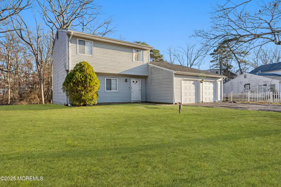 129 Van Buren Avenue, Lakewood, NJ 08701 - #2