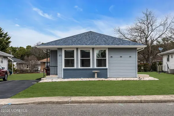 46 Falmouth Street, Toms River, NJ 08757