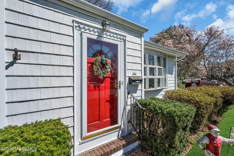 6 Hilltop Road, West Long Branch, NJ 07764 - #3